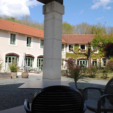 Logis Hostellerie Du Perigord Vert Brantome Exterior photo